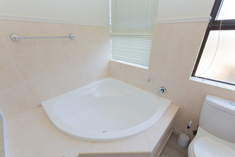 3 Bedroom Property for Sale in Langebaan Country Estate Western Cape